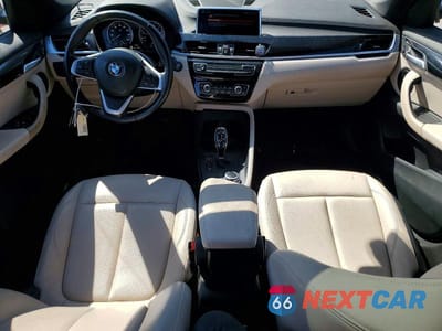 Zdjęcie 8 z 13 samochodu: 2021 BMW X1 XDRIVE28I VIN:WBXJG9C0XM5S84698 - miniatura