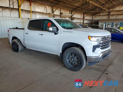 Czwarte zdjęcie samochodu z boku: 2024 CHEVROLET SILVERADO K1500 LTZ VIN:1GCUDGE86RZ146893 - miniatura