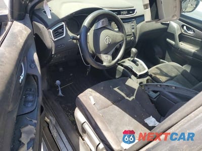 Zdjęcie 8 z 12 samochodu: 2016 NISSAN ROGUE S VIN:JN8AT2MT2GW029328 - miniatura
