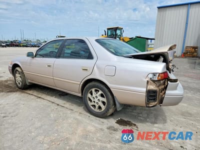 Drugie zdjęcie samochodu z przodu: 1997 TOYOTA CAMRY XLE V6 VIN:4T1BF22KXVU902913 - miniatura