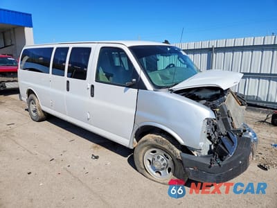 Czwarte zdjęcie samochodu z boku: 2016 CHEVROLET EXPRESS G3500 LT VIN:1GAZGPFG9G1247546 - miniatura