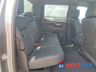 Zdjęcie 10 z 12 samochodu: 2026 GMC SIERRA K1500 SLT VIN:1GTUUDED8TZ245184 - miniatura