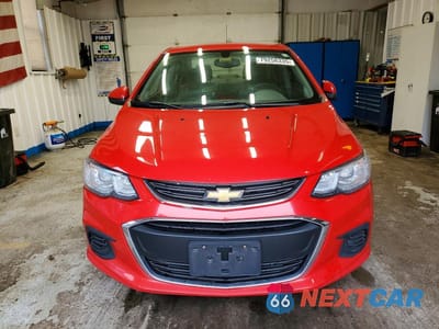 Piąte zdjęcie samochodu w środku: 2019 CHEVROLET SONIC LS VIN:1G1JB5SB0K4133565 - miniatura
