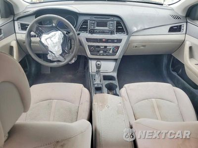 Zdjęcie 8 z 12 samochodu: 2017 HYUNDAI SONATA SE VIN:5NPE24AF5HH458688 - miniatura