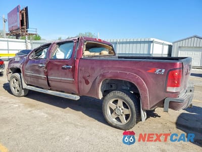 Drugie zdjęcie samochodu z przodu: 2013 GMC SIERRA K2500 DENALI VIN:1GT125E84DF211280 - miniatura