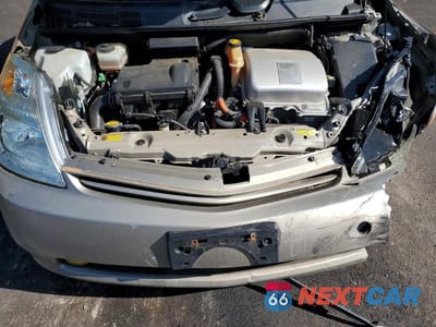 Zdjęcie 11 z 13 samochodu: 2005 TOYOTA PRIUS BASE VIN:JTDKB20U853094510 - miniatura