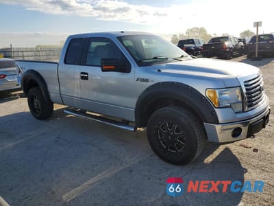 Czwarte zdjęcie samochodu z boku: 2010 FORD F150 SUPER CAB VIN:1FTEX1E88AFD21904 - miniatura