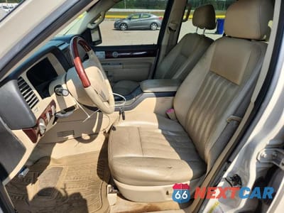 Zdjęcie 7 z 13 samochodu: 2005 LINCOLN AVIATOR VIN:5LMEU68H65ZJ19092 - miniatura