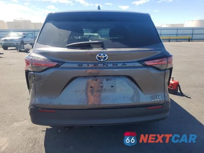 Zdjęcie 6 z 13 samochodu: 2022 TOYOTA SIENNA LE VIN:5TDKRKEC0NS101718 - miniatura