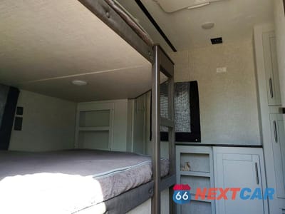 Zdjęcie 9 z 10 samochodu: 2020 KEYSTONE BULLET CAMPER VIN:4YDT33025LT433322 - miniatura