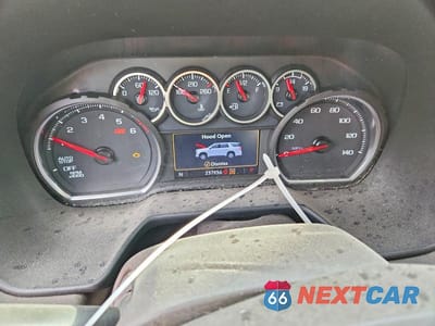 Zdjęcie 9 z 13 samochodu: 2021 CHEVROLET SUBURBAN K1500 LT VIN:1GNSKCKD5MR268605 - miniatura