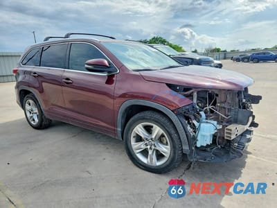 Czwarte zdjęcie samochodu z boku: 2019 TOYOTA HIGHLANDER LIMITED VIN:5TDYZRFH5KS313023 - miniatura