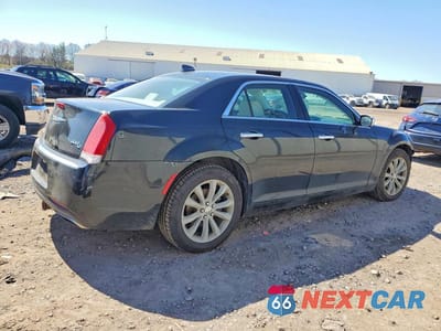 Trzecie zdjęcie samochodu z tyłu: 2016 CHRYSLER 300 LIMITED VIN:2C3CCAKG2GH183075 - miniatura
