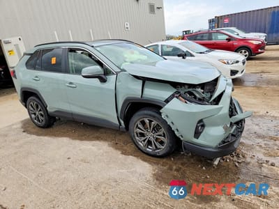 Czwarte zdjęcie samochodu z boku: 2022 TOYOTA RAV4 XLE PREMIUM VIN:JTMB6RFV6ND059200 - miniatura