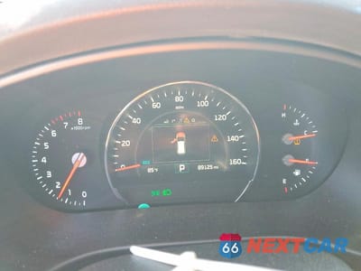 Zdjęcie 9 z 12 samochodu: 2017 KIA SORENTO SX V6 VIN:5XYPK4A50HG283953 - miniatura