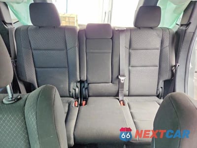 Zdjęcie 10 z 14 samochodu: 2019 JEEP GRAND CHEROKEE LAREDO VIN:1C4RJEAG7KC826696 - miniatura