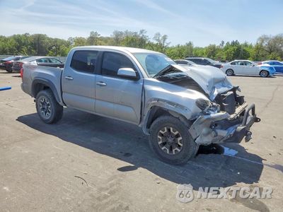 Czwarte zdjęcie samochodu z boku: 2018 TOYOTA TACOMA TRD OFF-ROAD VIN:5TFCZ5AN1JX156339 - miniatura