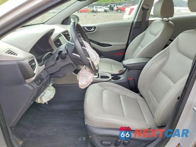 Zdjęcie 7 z 12 samochodu: 2017 HYUNDAI IONIQ LIMITED VIN:KMHC85LC7HU049026 - miniatura
