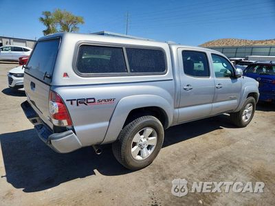 Trzecie zdjęcie samochodu z tyłu: 2015 TOYOTA TACOMA V6 VIN:3TMLU4EN5FM197380 - miniatura