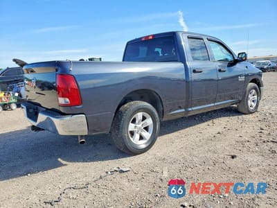 Trzecie zdjęcie samochodu z tyłu: 2018 RAM 1500 ST VIN:1C6RR6FGXJS304311 - miniatura