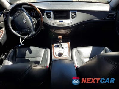 Zdjęcie 8 z 12 samochodu: 2010 HYUNDAI GENESIS 4.6L V8 VIN:KMHGC4DF2AU100165 - miniatura