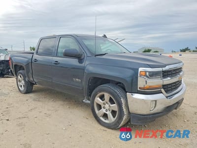 Czwarte zdjęcie samochodu z boku: 2017 CHEVROLET SILVERADO C1500 LT VIN:3GCPCREC4HG235828 - miniatura