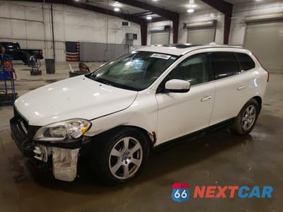 2012 VOLVO XC60 3.2 YV4952DZ7C2326316 - główne zdjęcie licytacji z USA - miniatura
