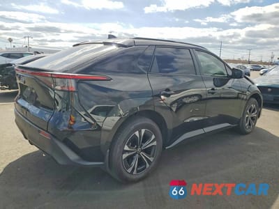 Trzecie zdjęcie samochodu z tyłu: 2025 TOYOTA BZ4X XLE VIN:JTMAAAAA1SA056038 - miniatura