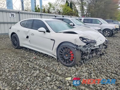 Czwarte zdjęcie samochodu z boku: 2014 PORSCHE PANAMERA VIN:WP0AC2A75EL073437 - miniatura