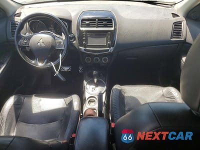 Zdjęcie 8 z 12 samochodu: 2016 MITSUBISHI OUTLANDER SPORT SEL VIN:JA4AP4AW6GZ051996 - miniatura