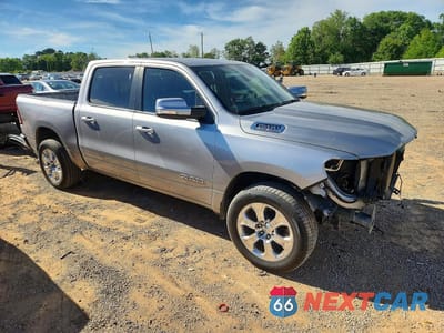 Czwarte zdjęcie samochodu z boku: 2022 RAM 1500 BIG HORN VIN:1C6RREFTXNN124807 - miniatura
