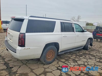 Trzecie zdjęcie samochodu z tyłu: 2016 CHEVROLET SUBURBAN K1500 LT VIN:1GNSKHKC0GR108902 - miniatura