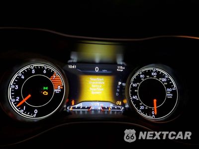 Zdjęcie 9 z 13 samochodu: 2019 JEEP CHEROKEE TRAILHAWK VIN:1C4PJMBXXKD395474 - miniatura