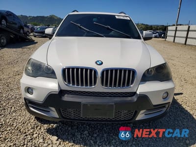 Piąte zdjęcie samochodu w środku: 2009 BMW X5 XDRIVE48I VIN:5UXFE83599L170675 - miniatura