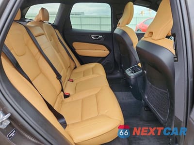 Zdjęcie 10 z 13 samochodu: 2020 VOLVO XC60 T5 INSCRIPTION VIN:YV4102RL0L1571769 - miniatura