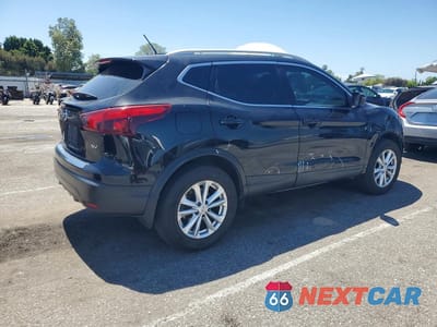 Trzecie zdjęcie samochodu z tyłu: 2018 NISSAN ROGUE SPORT SV VIN:JN1BJ1CP3JW194917 - miniatura
