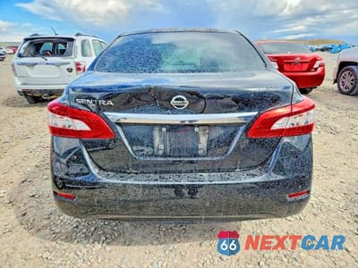 Zdjęcie 6 z 12 samochodu: 2015 NISSAN SENTRA S VIN:3N1AB7AP4FY271938 - miniatura