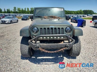 Piąte zdjęcie samochodu w środku: 2008 JEEP WRANGLER UNLIMITED SAHARA VIN:1J8GA591X8L576346 - miniatura