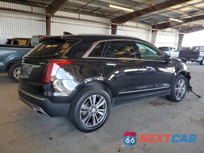 Trzecie zdjęcie samochodu z tyłu: 2025 CADILLAC XT5 PREMIUM LUXURY VIN:1GYKNDR41SZ102505 - miniatura