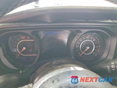 Zdjęcie 9 z 12 samochodu: 2025 JEEP WRANGLER SAHARA VIN:1C4PJXEN8SW644242 - miniatura