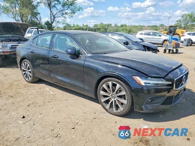 Czwarte zdjęcie samochodu z boku: 2019 VOLVO S60 T5 MOMENTUM VIN:7JR102FK4KG001723 - miniatura