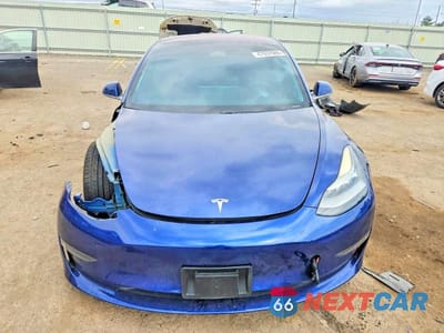 Piąte zdjęcie samochodu w środku: 2017 TESLA MODEL 3 VIN:5YJ3E1EA5HF001051 - miniatura