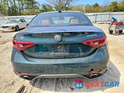 Zdjęcie 6 z 12 samochodu: 2020 ALFA ROMEO GIULIA VIN:ZARFANAN1L7630125 - miniatura