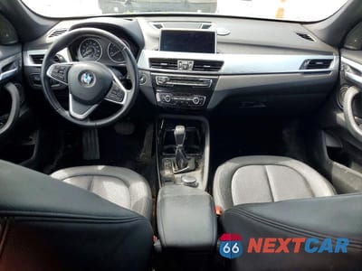 Zdjęcie 8 z 13 samochodu: 2016 BMW X1 XDRIVE28I VIN:WBXHT3C36G5F63784 - miniatura