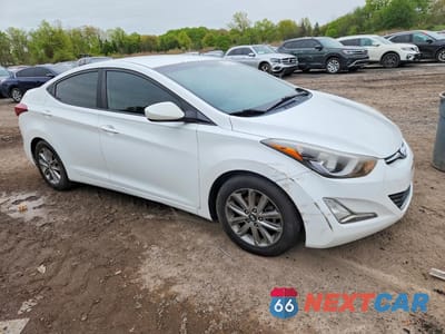 Czwarte zdjęcie samochodu z boku: 2014 HYUNDAI ELANTRA SE VIN:5NPDH4AE6EH483841 - miniatura