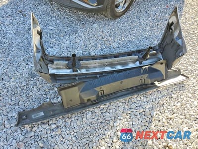Zdjęcie 12 z 13 samochodu: 2004 BMW 330 I VIN:WBAEV534X4KM37496 - miniatura