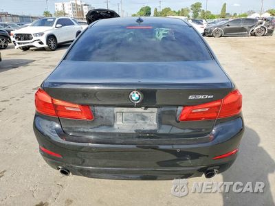 Zdjęcie 6 z 12 samochodu: 2019 BMW 530E VIN:WBAJA9C52KB399446 - miniatura