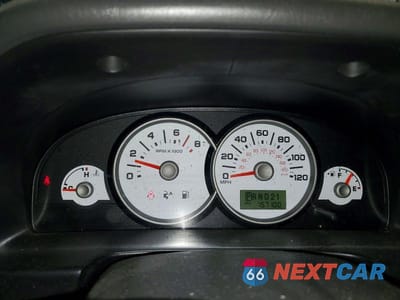 Zdjęcie 9 z 13 samochodu: 2006 FORD ESCAPE XLT VIN:1FMYU03146KA23656 - miniatura