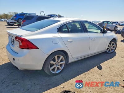 Trzecie zdjęcie samochodu z tyłu: 2016 VOLVO S60 PLATINUM VIN:YV149MFM8G2394414 - miniatura