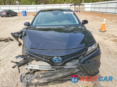 Piąte zdjęcie samochodu w środku: 2022 TOYOTA CAMRY HYBRID SE VIN:4T1G31AK9NU591467 - miniatura